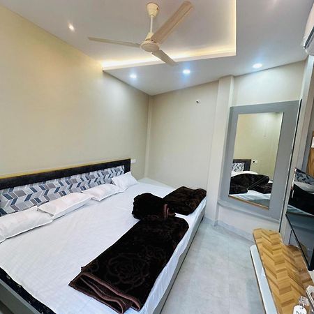 Hotel Om Shree Palace , Near Railway Station And Mahakal Lok Ujjain Luaran gambar